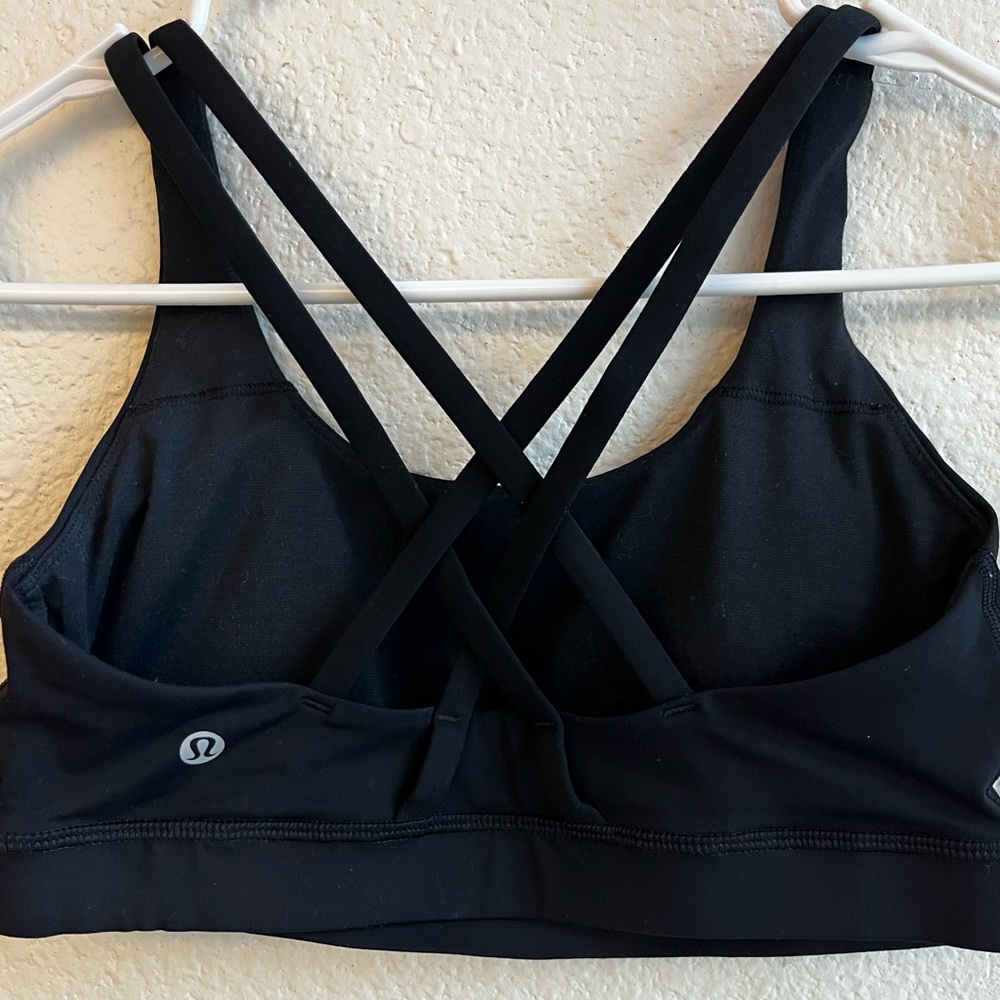 Lululemon Energy Bra Medium Support, B-D cups **Black** Size 6